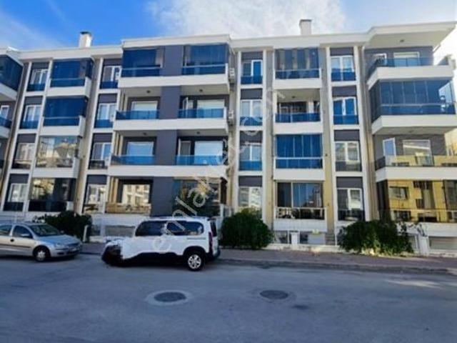 selçuklu Mh. Site İçinde Satılık 3+1,güney Cepheli Ferah Daire