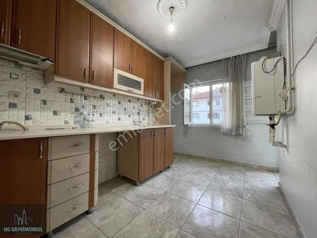 Selçuklu Mh'de 3+1 Ön Cephe Hürriyet Cd. Yakını Kiralık Daire