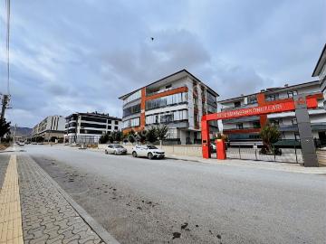 Selçuklu / S. Eyyubi Mh Site İçi 3+1 Güney Cephe Satılık Daire