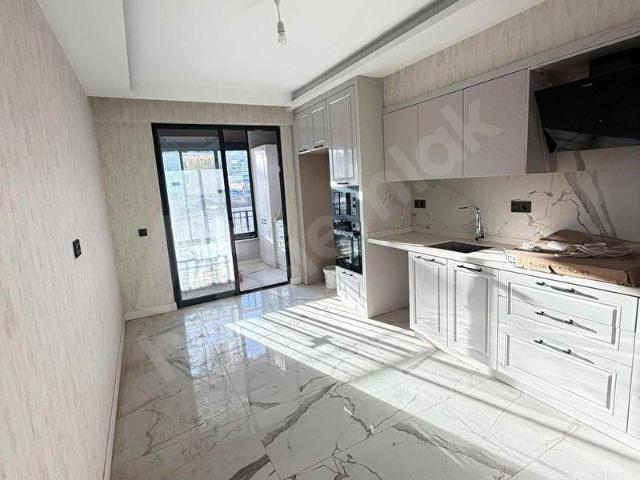 SELAHATTİN EYYUBİ MAH. 3+1 LÜKS DAİRE SATILIK