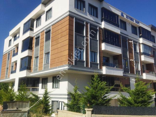 Selahattin Eyyubi Mahallesinde Satılık 4+1 Arakat Daire
