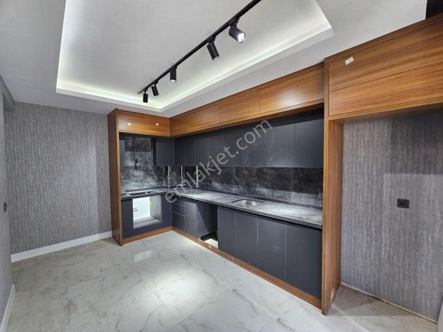 Selahaddin Eyyubi Mah. Yemek Odalı Kilerli Site İçi 3+1 Ultra Lüks Daireler