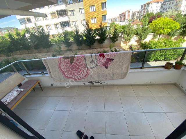 Selahaddin Eyyubi Mahallesinde 3+1 Satılık Full Bakım Daire