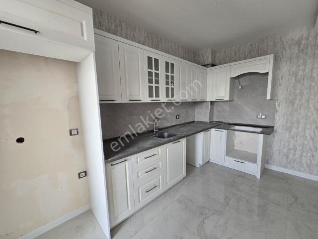 Selahaddin Eyyubi Mahallesinde İskanlı 3+1 Site İçi Daire
