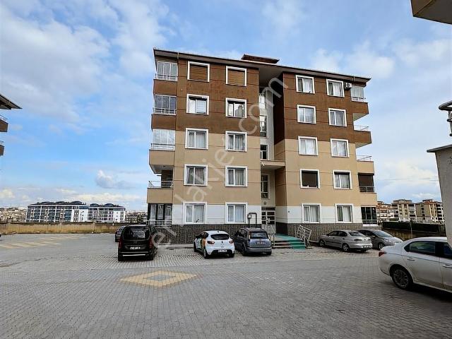 Selahaddin Eyyubi'de Satılık 3+1 Geniş Bakımlı Arakat Daire