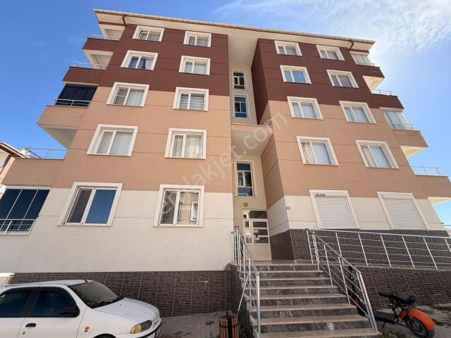 Selahaddini Eyyübi Mahallesi Site İçerisin’de Geniş 3+1 Daire