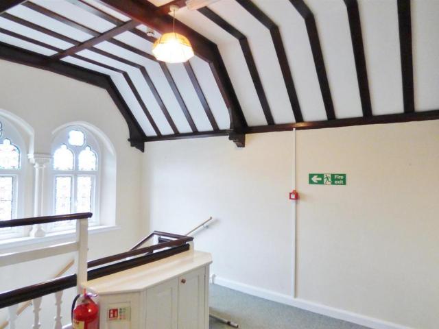Selborne Place, Littlehampton BN17 1 bed in a house share to rent £702 pcm £162 pw