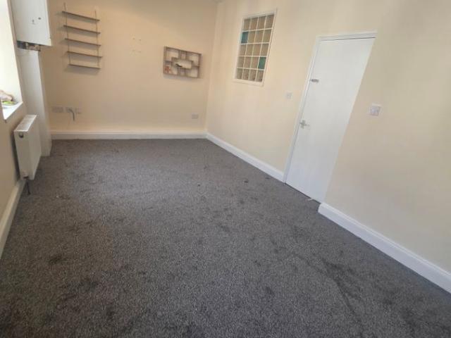 Selborne Road, Ilford IG1, 1 bed flat to rent, £1,450 pcm | PrimeLocation