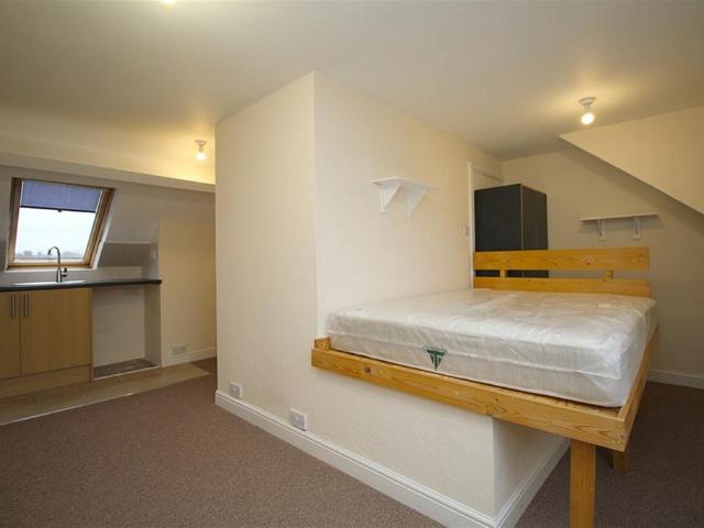 Selbourne Street, Loughborough, LE11 1 bed in a house share to rent £550 pcm £127 pw