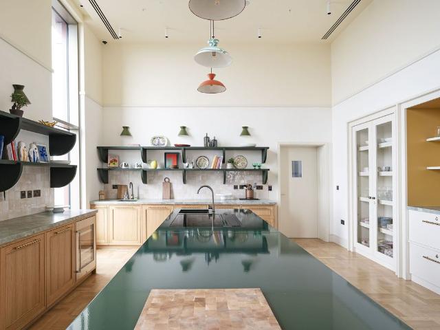 Selbourne Road, Walthamstow E17, 2 bed flat to rent, £2,935 pcm | PrimeLocation