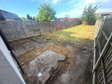 Selbourne Road, Luton LU4, 3 bed end terrace house to rent, £1,575 pcm | PrimeLocation
