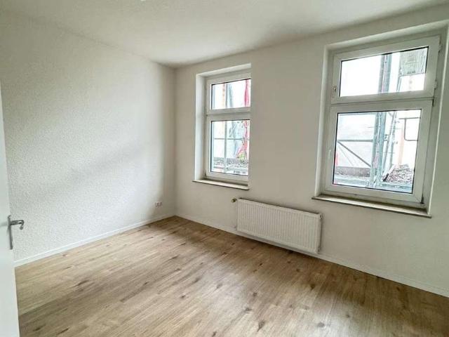 Selbstnutzer aufgepasst: vollständig renovierte 1,5 Zimmer Wohnung