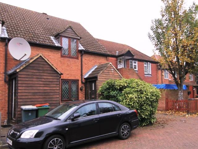 Selby Close, London E6, 2 bed terraced house to rent, £1,950 pcm | PrimeLocation