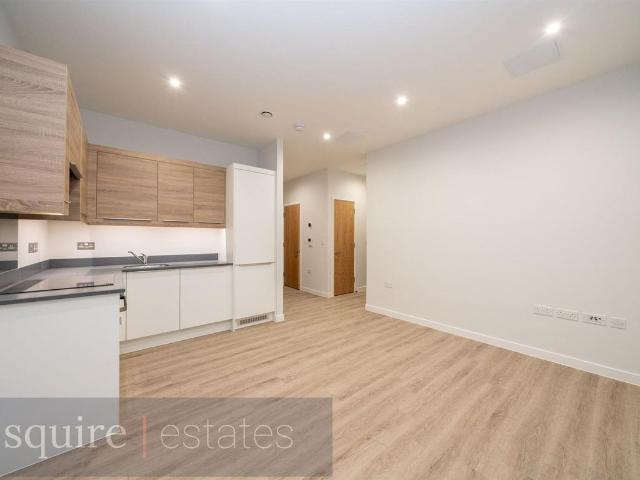 Selden Hill, Hemel Hempstead HP2, 1 bed property to rent, £1,020 pcm | PrimeLocation