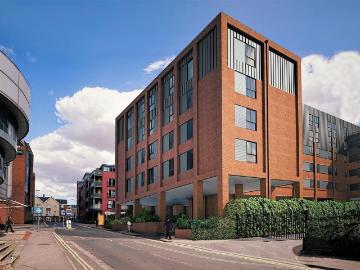 Selden Hill, Hemel Hempstead, HP2 2 bed apartment £1,560 pcm £360 pw