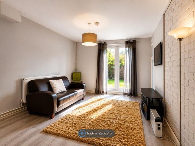 Selden Walk, London N7, 4 bed terraced house to rent, £3,950 pcm | PrimeLocation