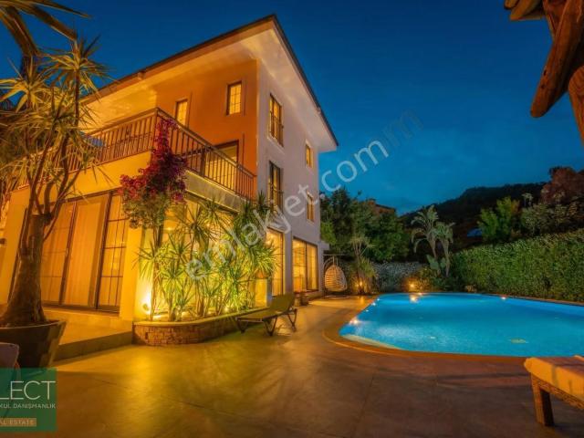 Select'ten Marmaris Camiavluda Tam Müstakil Muhteşem 5+1villa