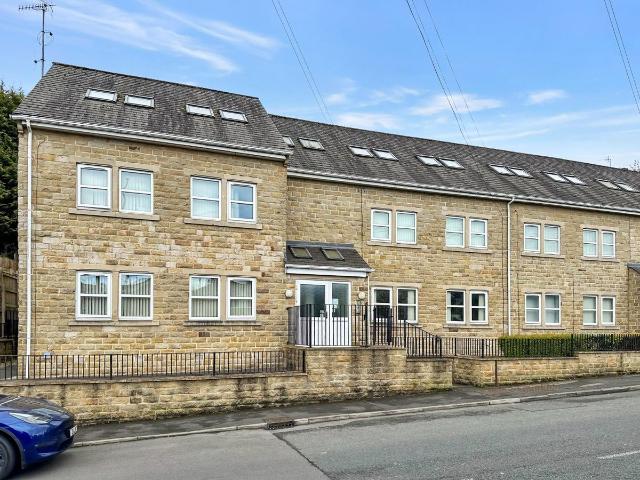 Select Court, Bagley Lane, Farsley LS28, 2 bed flat to rent, £975 pcm | PrimeLocation