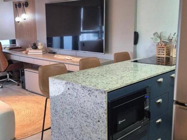 Selenita — Duplex Mobiliado de 53 m² com Suíte, Closet e Vista Livre