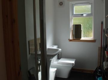 Self contained 1 bedroom studio flat