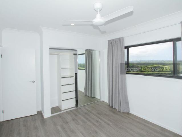 Self contained 1br unit on its own upper level with aircon