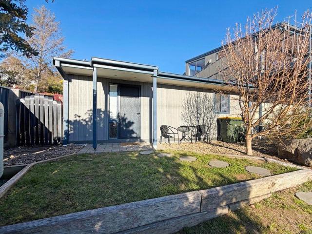 Self Contained Apartment Across from Lake Jindabyne