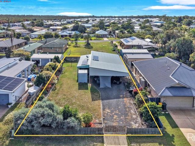 Self Contained Coastal Retreat with Exceptional Shed Space