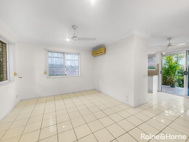 Self Contained Flat in Quiet Cul de sac