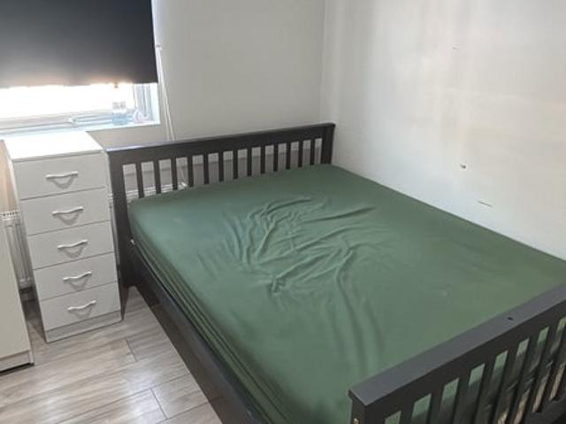 Self Contained Studio to Let in Fulham