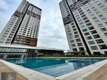 Self İstanbul'da Şehir Ve Deniz Manzaralı Kiralık 1+1 Daire