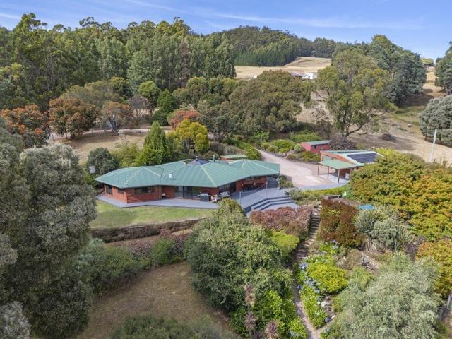 Self sufficient lifestyle on 10 acres