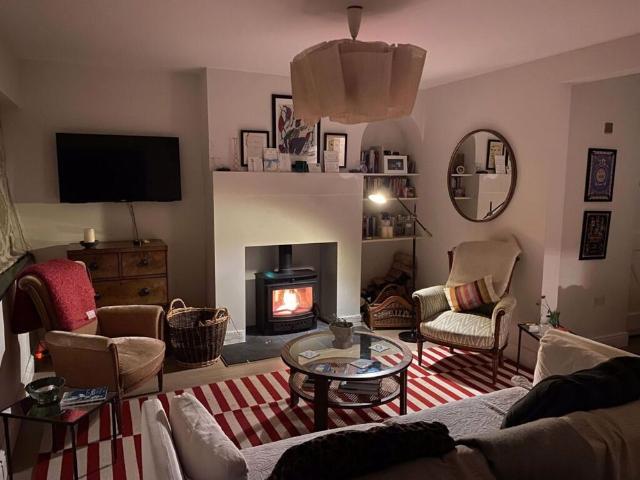 Selhurst Common Road, Bramley, GU5