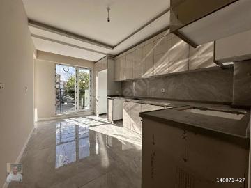 SELİM HANEFİOĞLUN'DAN MERKEZİ KONUMDA 2+1 90 m BAĞIMSIZ DAİRE
