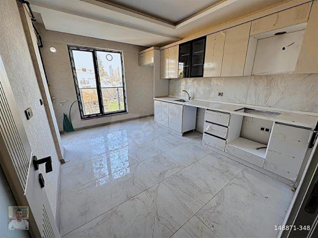 SELİM HANEFİOĞLUN'DAN YAVUZ SELİMDE SIFIR LÜKS 3+1 130 m DAİRE
