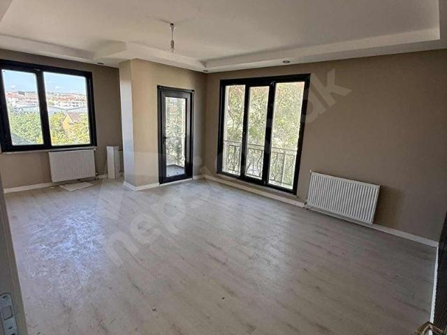 SELİMPAŞADA FULL DENİZ MANZARALI GENİŞ TERASLI 4+1 DUBLEKS