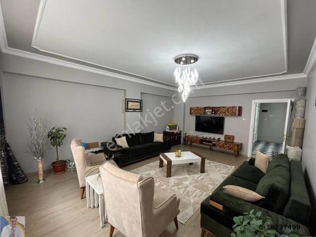 Selimbey Mahallesinde 3+1 Satılık Site İçi Daire