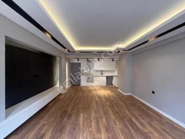 Selimiyede Komple Yenilenmiş Lüks 3+1 130m2