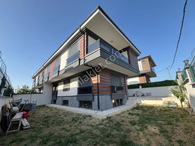 Selimpaşa Kavaklı’da Deniz Manzaralı | 7+1 Müstakil Villa