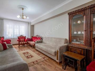 Selimzade Mahallesinde 2+1 Çift Cephe Daire