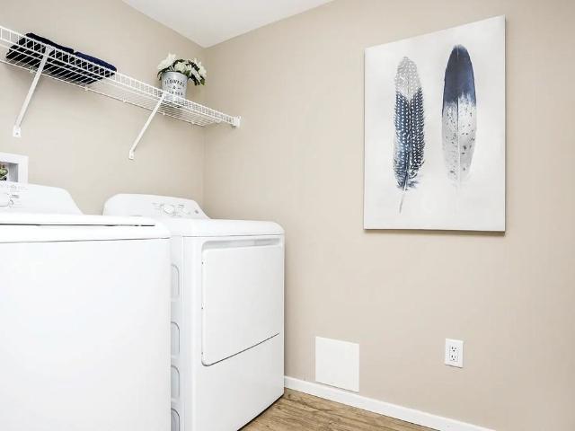 Selkirk Meadows 3 Bedroom Apartment for Rent at 1027B Manitoba Ave, Selkirk, MB R1A 4M4