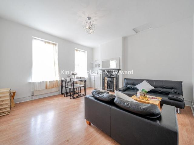 Selkirk Road, London SW17, 2 bed flat to rent, £2,300 pcm | PrimeLocation