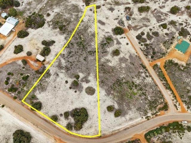 Sell with Robert Miloseski! 234 Banksia Road Also Available! These 2 Blocks are for Sale at Beautiful Krystal Park, Hopetoun