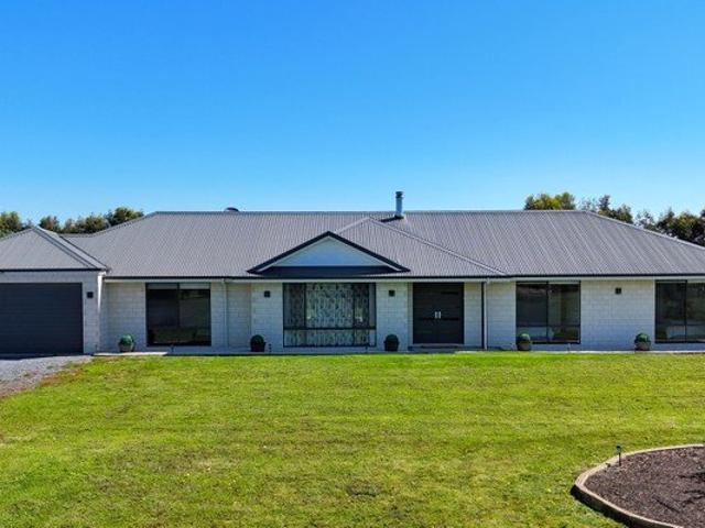 Sell with Robert Miloseski! Dream Home!