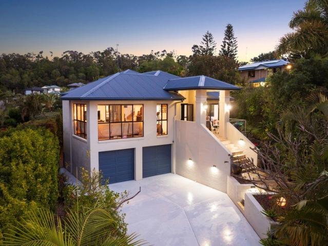 SELLERS COMMITTED ELSEWHERE EXPANSIVE FAMILY HOME WITH SWEEPING PANORAMIC VIEWS