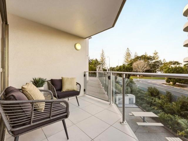 Sellers have committed elsewhere, this property must be sold!
