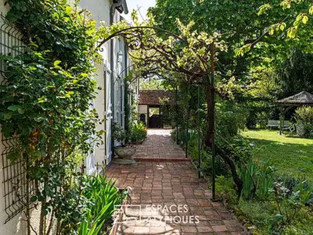 Selles sur Cher 41130 Achat / Vente maison 7 pièces t7 au dernier étage terrasse