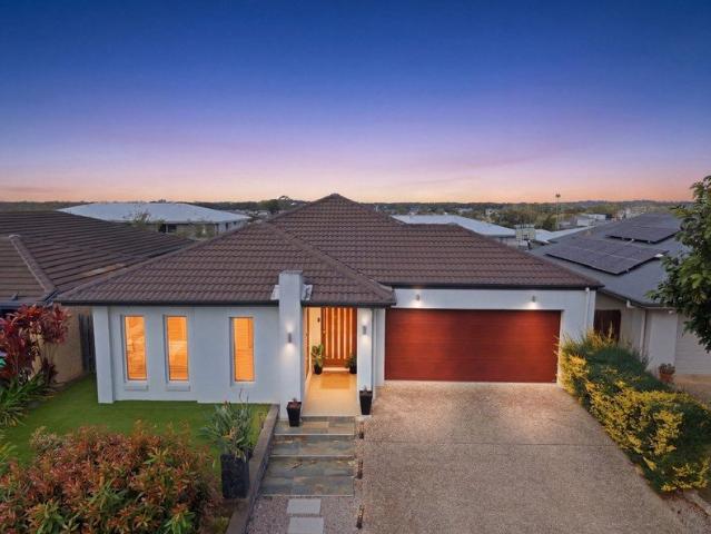 Luxury Living with Flexible Family Space