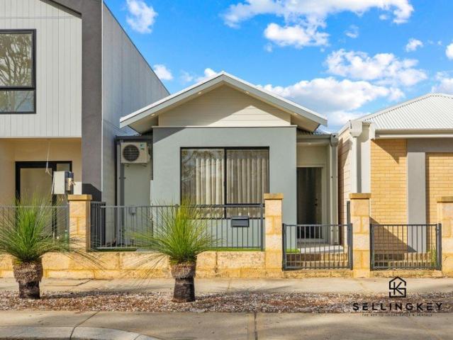 SellingKey Real Estate presents 45 Everglades Avenue, Brabham!