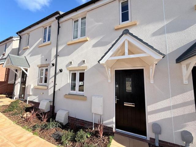 Sellway Gardens, Cullompton EX15, 2 bed property to rent, £1,000 pcm | PrimeLocation
