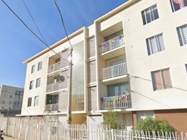 Selmann Arrienda departamento en Peñablanca